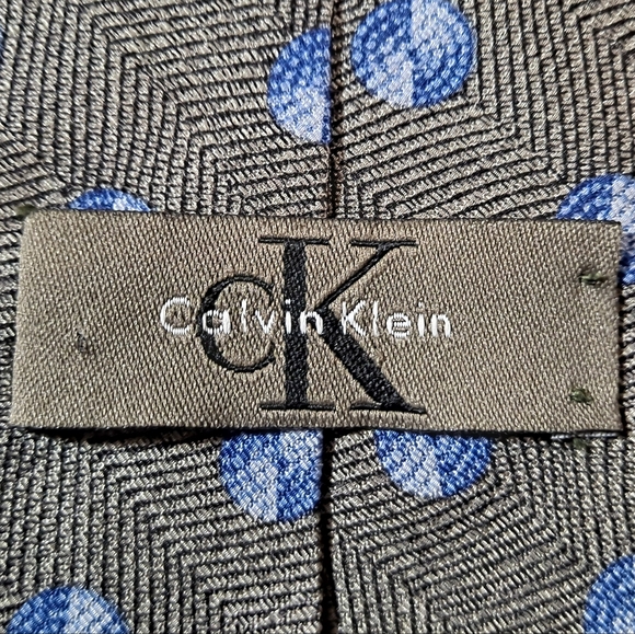 Calvin Klein Woven 💯 Silk Designer Necktie 58"x4" Gray w/ Blue Dots Made in USA - Picture 3 of 9